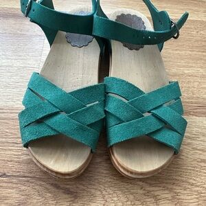 Hanna Andersson Teal Suede Sandals